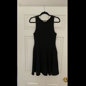 EVERLY Black Dress